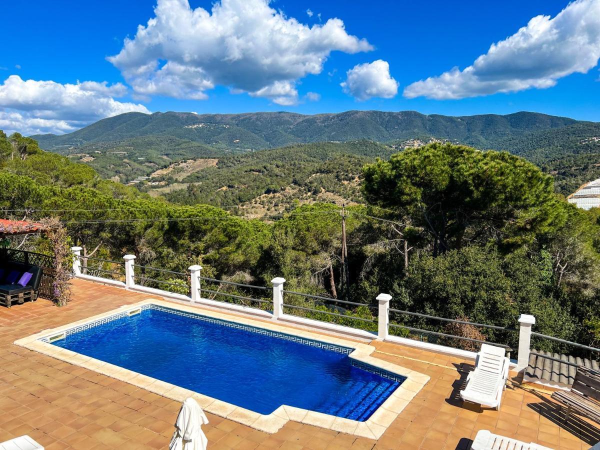 Vivalidays Casa Ricardo Villa Sant Cebria de Vallalta Luaran gambar