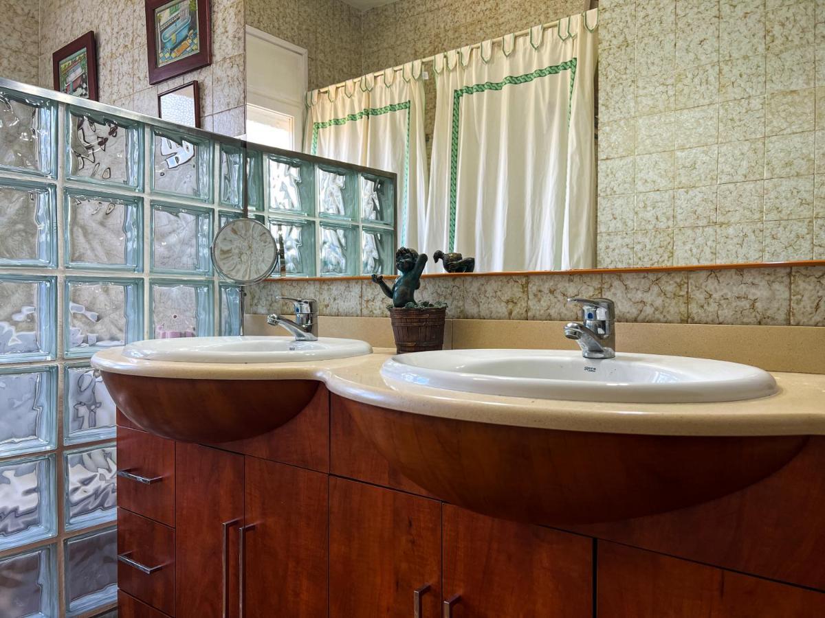 Vivalidays Casa Ricardo Villa Sant Cebria de Vallalta Luaran gambar